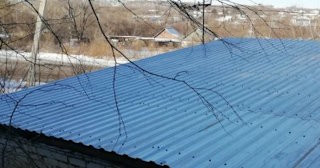 Демонтаж поликарбоната с крыши в Железногорске - услуги по доступной цене от 624 рублей