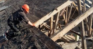 Профессиональный демонтаж стропильной системы от Сварной-Жлк в Железногорске от 572 рублей.