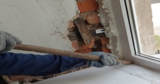 Демонтаж оконных откосов по выгодной цене от 520 руб. в Железногорске - Сварной-Жлк